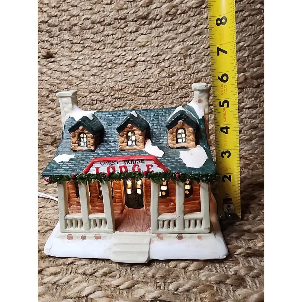 Vintage Lighted Guest House Lodge Porcelain Christmas Village Holiday Decor